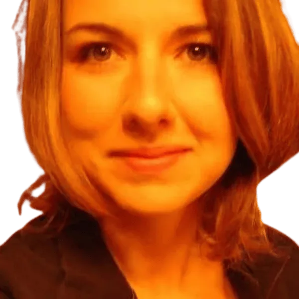 Claire Horwood's headshot